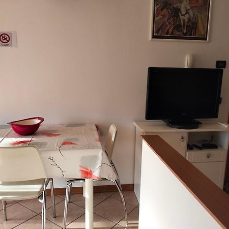 Casa Erri Apartment Brusaporto Bagian luar foto